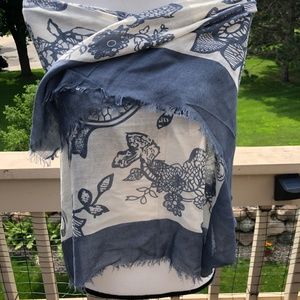 NWT Coco & Carmen Floral Scarf/Wrap